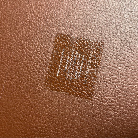 NWT Victoria’s Secret “Very Sexy” Men’s Poker Set - Picture 3 of 4